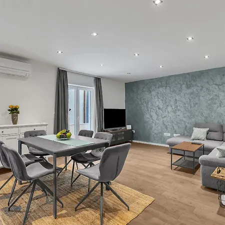 Apartamento Family Violet , Centar Located Makarska