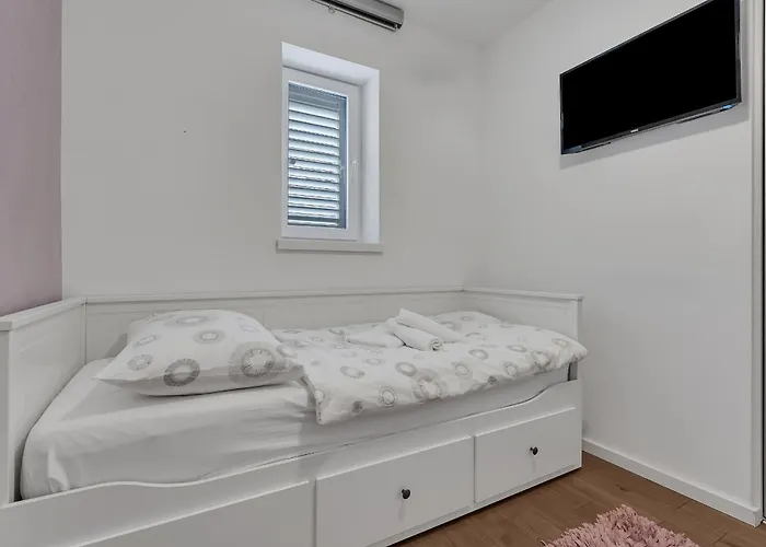 Appartement Family Violet , Centar Located *